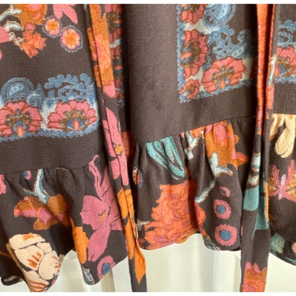 Free People Women’s Violet Hill Floral Tunic Top Sz 4 Ruffle Boho Peasant Flowy - Picture 13 of 16